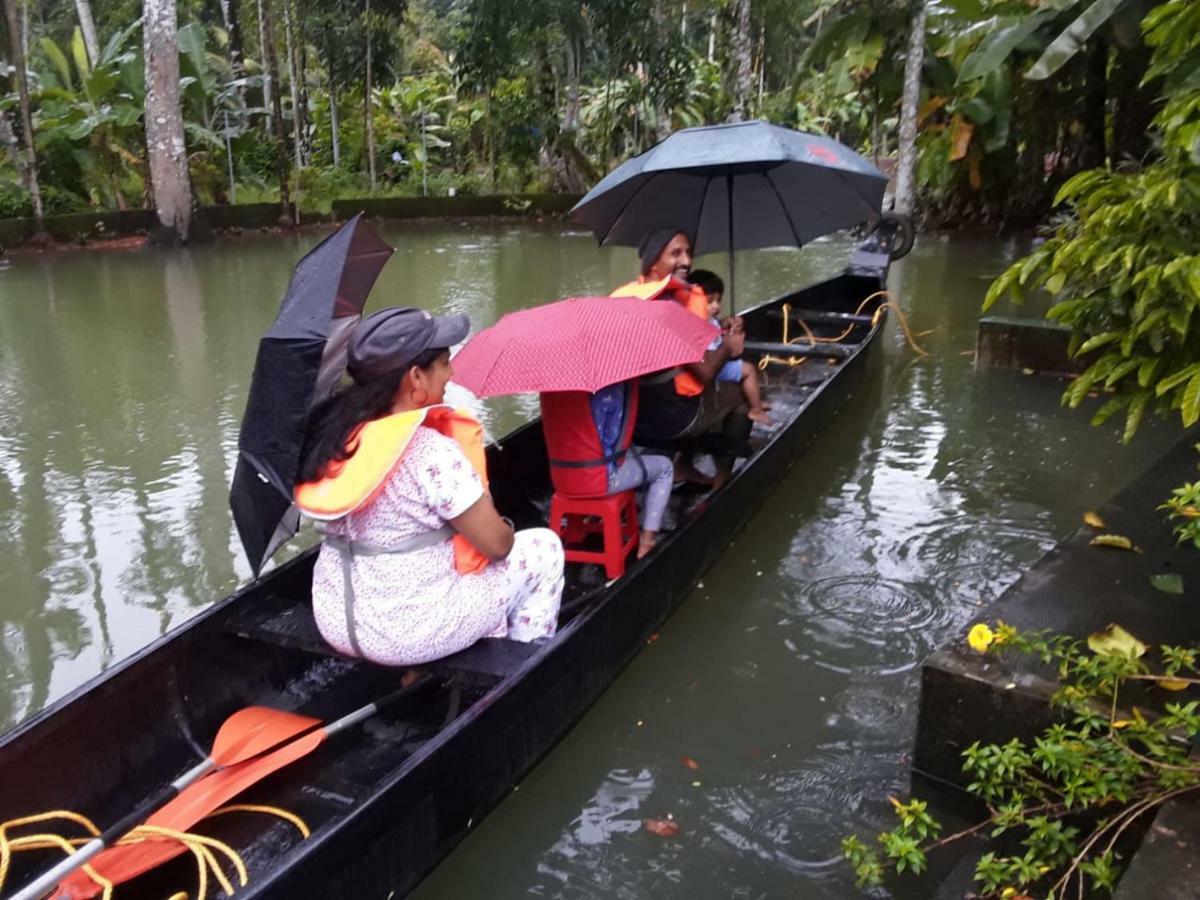 Kuttickattil Gardens Homestay Kottayam Eksteriør billede